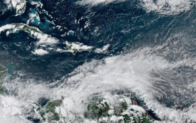 Sources météo fiables pendant la saison cyclonique : les comptes et organismes à suivre dans les Caraïbes